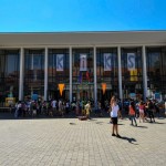 Vor_Kongresshalle_credit_Tom_Reger-1030×684